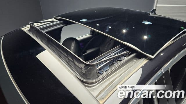Genesis G90 2023 — ფოტო 16/20