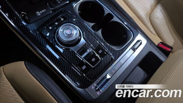 Kia Carnival 2023 — Şəkil 9/20