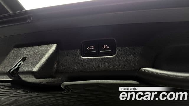 Kia Carnival 2023 — Şəkil 20/20