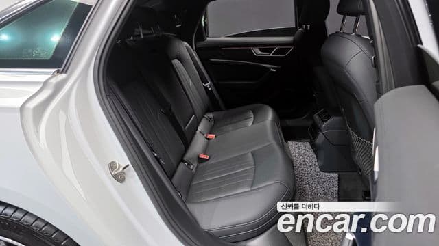 Audi A6 2022 — Şəkil 12/20