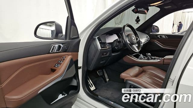 BMW X5 2023 — Şəkil 10/20
