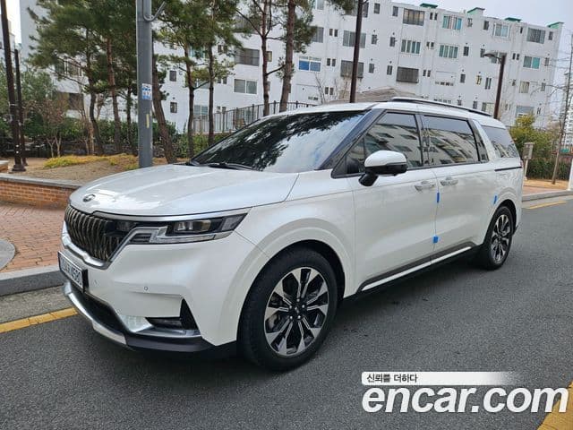 Kia Carnival 2021 — ფოტო 9/20
