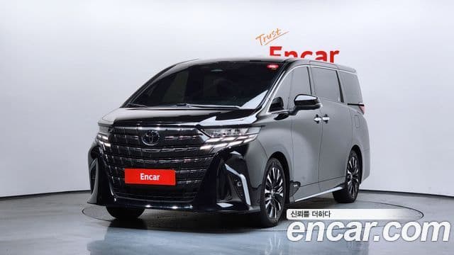 Toyota Alphard 2024 — ფოტო 20/20