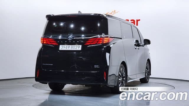 Toyota Alphard 2024 — ფოტო 12/20