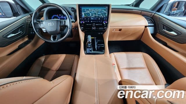 Toyota Alphard 2024 — ფოტო 11/20