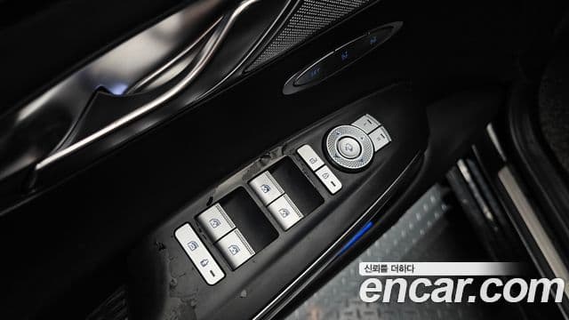 Genesis GV70 2021 — Şəkil 16/20