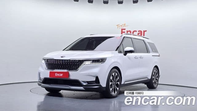 Kia Carnival 2021 — ფოტო 1/20