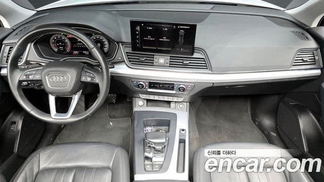 Audi Q5 2021 — ფოტო 10/20