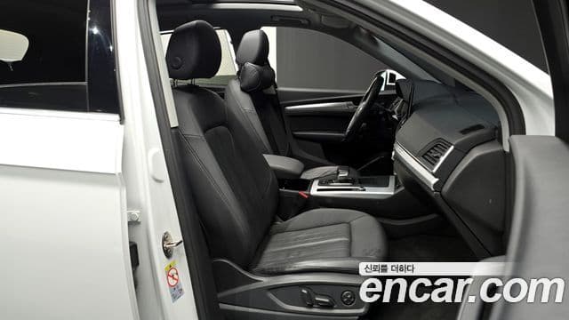 Audi Q5 2021 — ფოტო 9/20