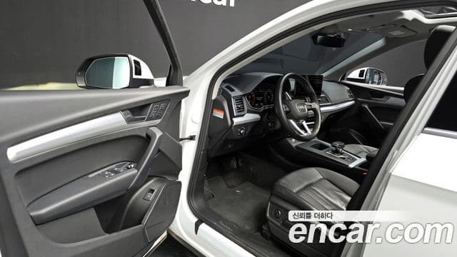 Audi Q5 2021 — ფოტო 11/20