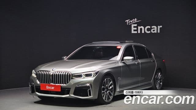 BMW 7 Series 2021 — ფოტო 1/20