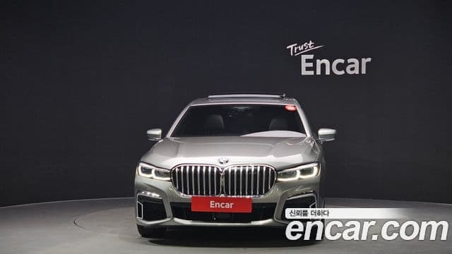 BMW 7 Series 2021 — ფოტო 3/20