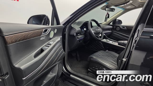 Genesis GV80 2022 — ფოტო 8/20