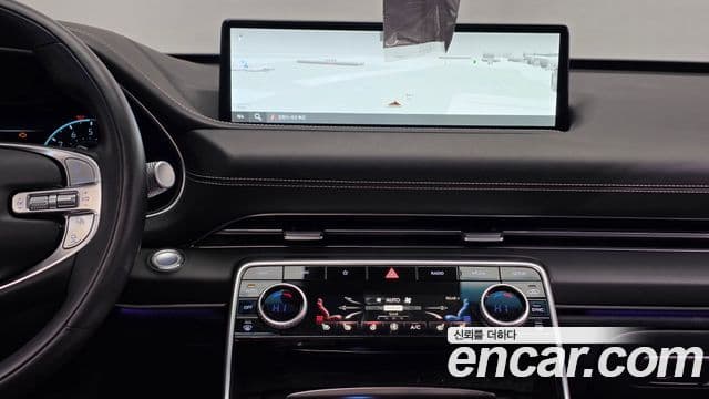 Genesis GV80 2022 — ფოტო 15/20