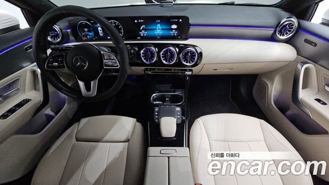 Mercedes-Benz A-Class 2022 — ფოტო 7/20