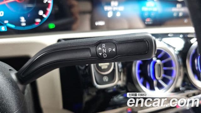 Mercedes-Benz A-Class 2022 — ფოტო 9/20