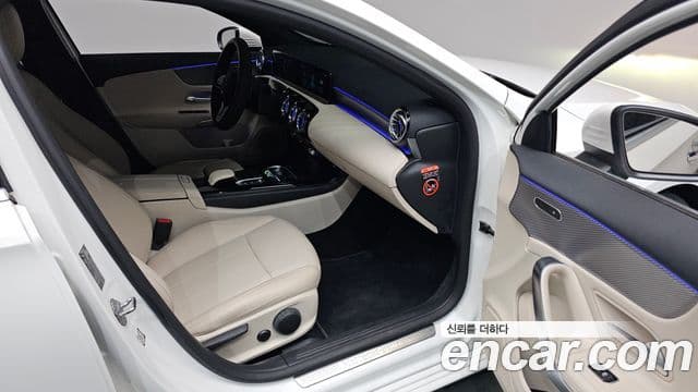Mercedes-Benz A-Class 2022 — ფოტო 10/20