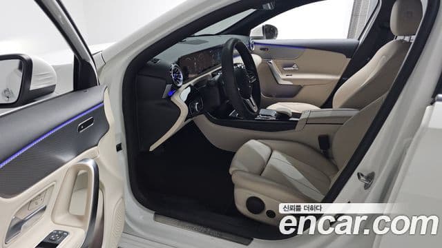 Mercedes-Benz A-Class 2022 — ფოტო 11/20