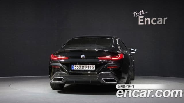 BMW 8 Series 2023 — Şəkil 20/20