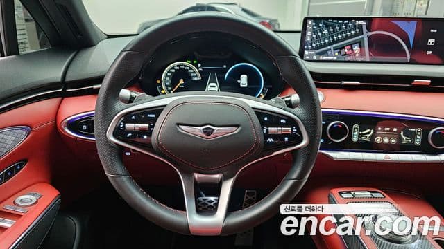 Genesis GV70 2022 — ფოტო 13/20