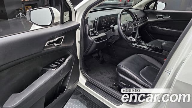 Kia Sportage 2022 — ფოტო 11/20