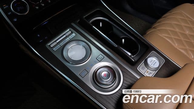 Genesis GV80 2020 — ფოტო 9/20