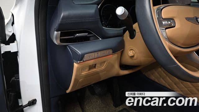 Genesis GV80 2020 — ფოტო 13/20