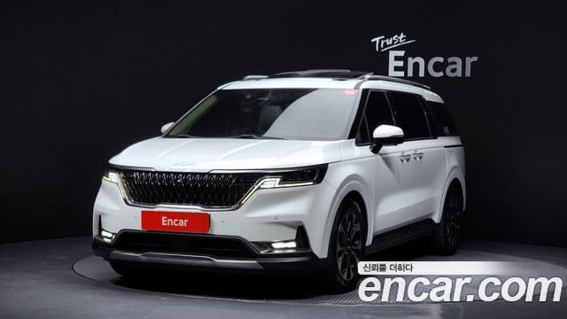 Kia Carnival 2022 — Photo 16/20