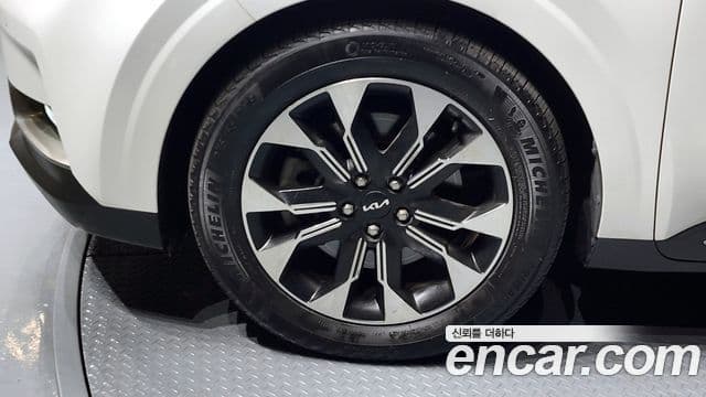 Kia Carnival 2022 — Photo 13/20