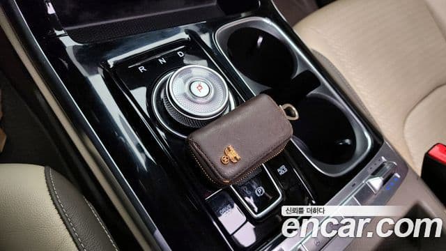 Kia Carnival 2022 — Photo 15/20