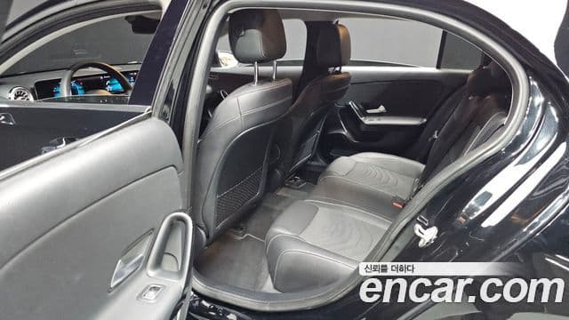 Mercedes-Benz A-Class 2020 — ფოტო 12/20