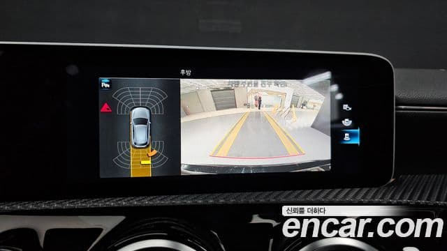 Mercedes-Benz A-Class 2020 — ფოტო 16/20
