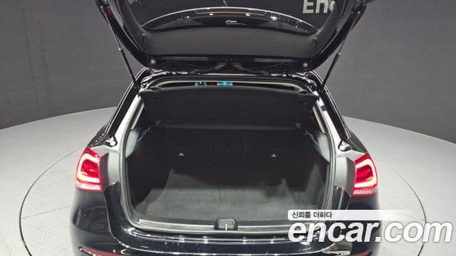 Mercedes-Benz A-Class 2020 — ფოტო 20/20