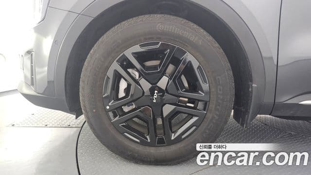 Kia Sorento 2023 — Şəkil 5/20