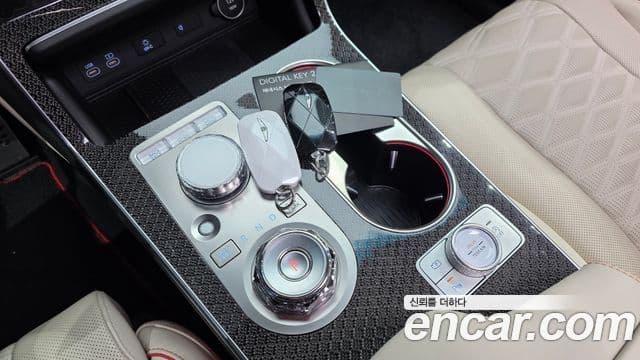 Genesis GV80 Coupe 2024 — ფოტო 9/20