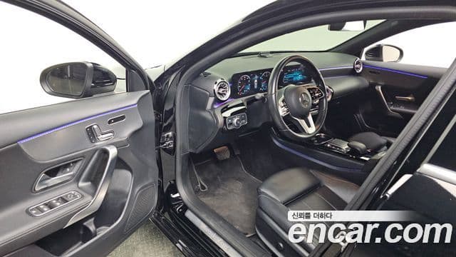 Mercedes-Benz A-Class 2021 — Şəkil 11/20