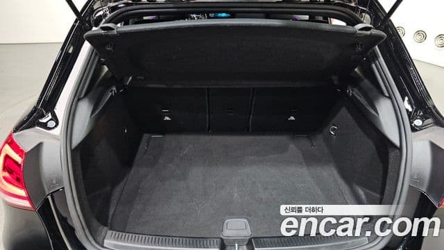 Mercedes-Benz A-Class 2021 — фото 20 из 20