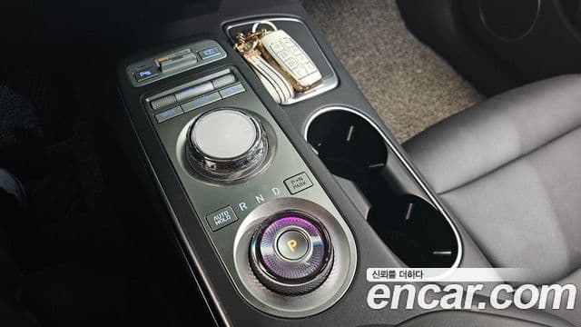 Genesis GV70 2022 — ფოტო 9/20