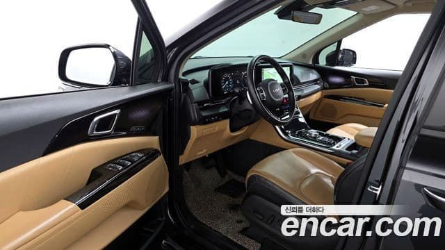 Kia Carnival 2021 — ფოტო 10/20