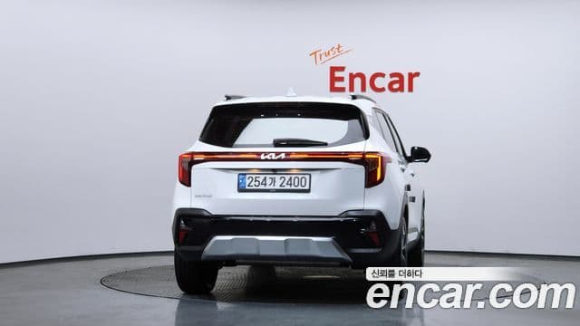Kia Seltos 2022 — Şəkil 4/20