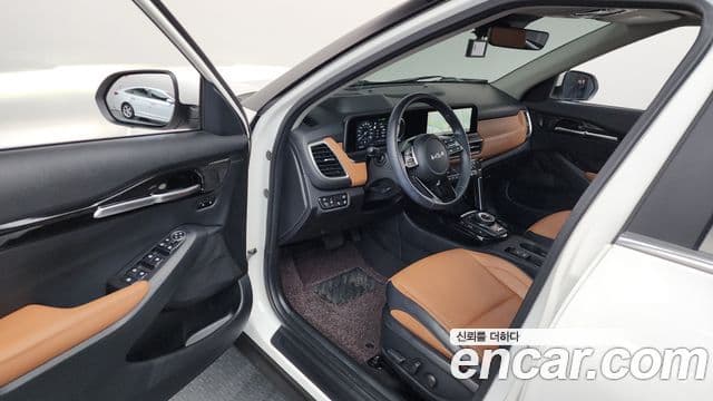 Kia Seltos 2022 — Şəkil 10/20