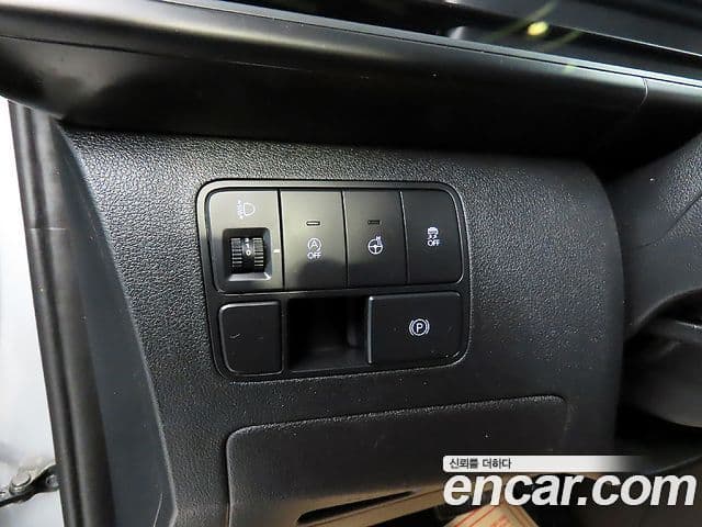 Hyundai Staria 2022 — Şəkil 3/20