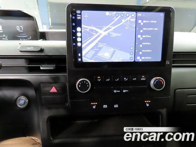 Hyundai Staria 2022 — ფოტო 6/20