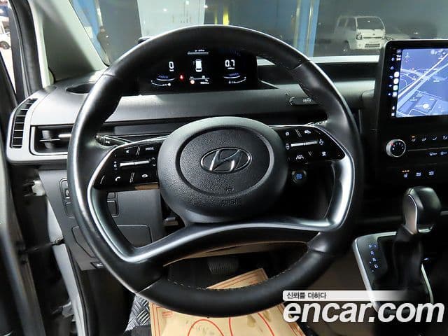 Hyundai Staria 2022 — Şəkil 8/20