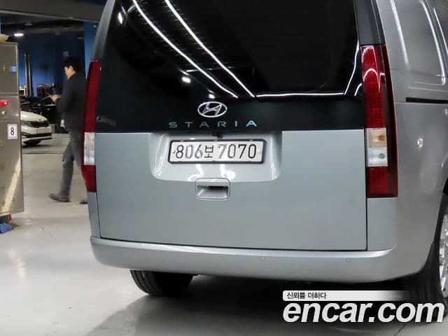 Hyundai Staria 2022 — ფოტო 20/20