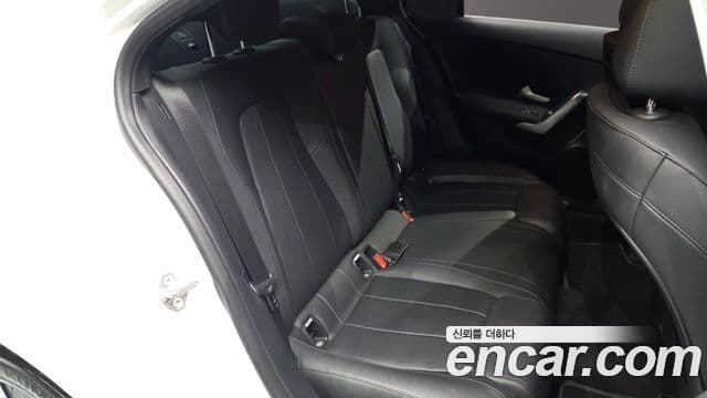 Mercedes-Benz A-Class 2021 — Фото 12/20