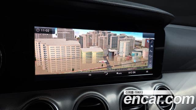 Mercedes-Benz E-Class 2018 — ფოტო 14/20