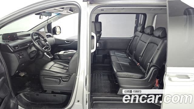 Hyundai Staria 2022 — Şəkil 10/20