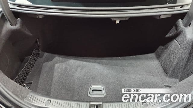 Mercedes-Benz E-Class 2018 — Şəkil 20/20