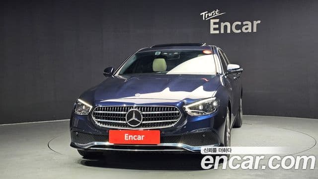Mercedes-Benz E-Class 2022 — ფოტო 3/20